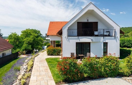 Tihany Apartment | Luxury by the Inner Lake - Cozy studio with sauna in charming Tihany