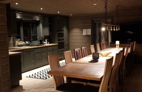 Hurdal Municipality Cabin | Luxury cabin/6 - 16 pers/Jacuzzi/1h from Oslo/30min from OSL✈