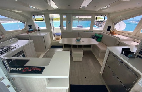 Staniel Cay Boat Rental | Luxury Catamaran Sailing Trips in the Exumas & Staniel Cay area