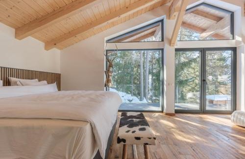 Graechen Ski Chalet | Luxury chalet with panoramic views, sauna, hot tub & cinema