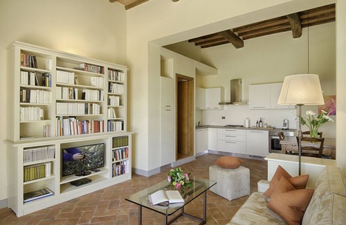 Panzano in Chianti Apartment | Luxury Chianti for two couples with Privacy, View, Pool & Winery