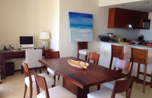 La Puntilla Condo | Luxury Condo/Top 9th Floor view Private Beach Club