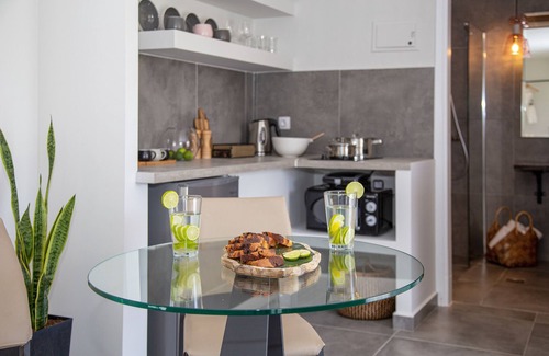 Lassi Apartment | Luxury & Comfort in a perfect harmony with the natural landscape