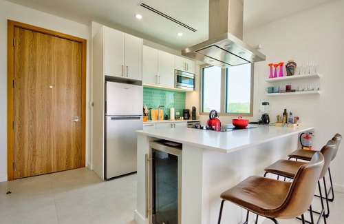 Grand Harbour Condo | Luxury Condo at Harbour Walk Residences in Grand Cayman.Welcome to Paradise!