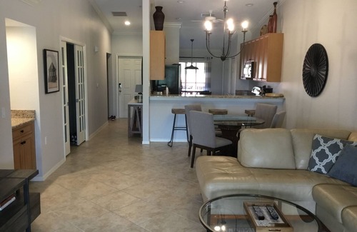 Naples Condo | Luxury condo, golf and country club lifestyle - Enjoy the sun and have fun!