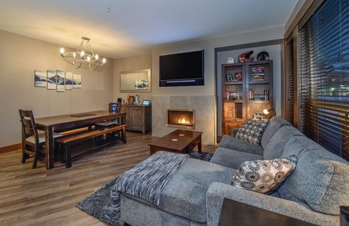 Big White Ski Resort Condo | Luxury condo with ski-in ski-out access that is in the heart of the village.