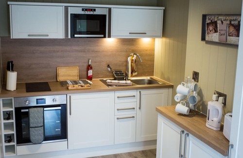 Bishop Sutton Apartment | Luxury Contempoary Lodge Nr Bath & Bristol