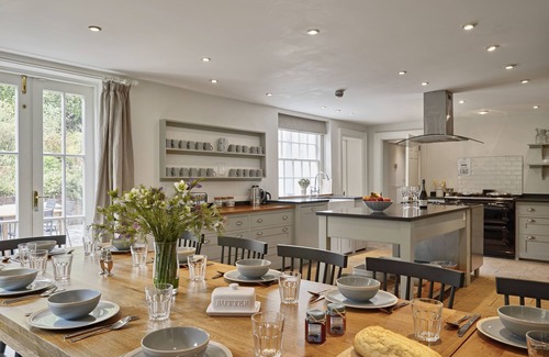 Wareham House | Luxury Country Manor House with private grounds and swimming pool