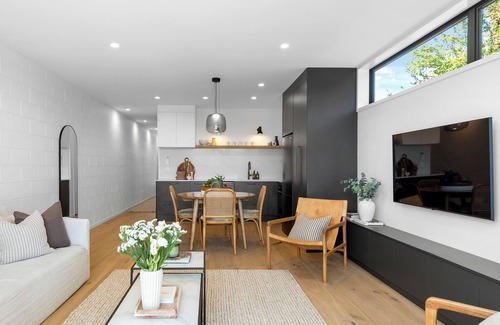 Edgeware House | Luxury Escape on City Fringe