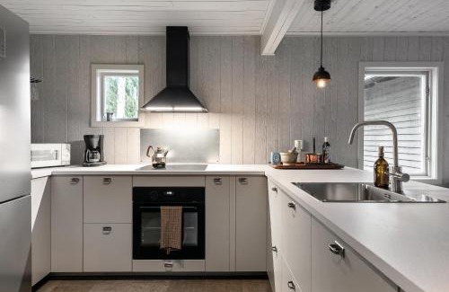 Blido Villa | Luxury family home near the water for eight people