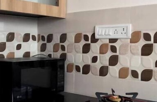 Thousand Lights West Condo | Luxury Flat Opposite to Apollo