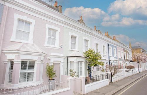 Parsons Green and Walham Apartment | Luxury Fulham Townhouse with cinema room