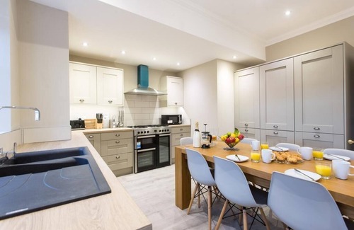Chester House | Luxury Grade II Listed Town House in Centre