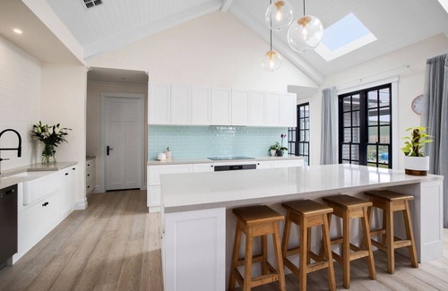 Bellbrae House | Luxury Hampton’s Estate with Swimming Pool