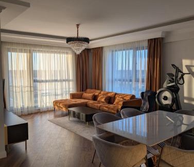 Pipera Apartment | Luxury Hideaway, Parking & Self Check-In in Pipera - North Bucharest