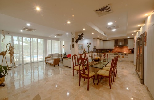Zona Norte House | LUXURY HOUSE, CLOSE TO THE BEACH