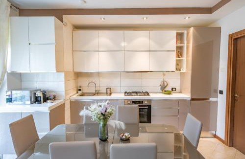 Trezzano sul Naviglio Apartment | Luxury House con WiFi and free parking