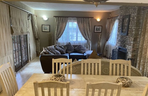 Dullstroom House | Luxury House to rent in Dullstroom