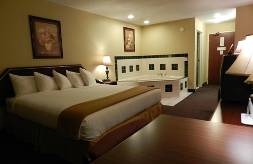 Troy Hotel | Luxury Inn & Suites