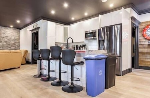 Halifax County Apartment | Luxury Lakefront Suite - Hot Tub & Amenities!