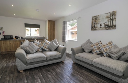 Dyserth Cottage | LUXURY LODGE 69, family friendly, with pool in Dyserth