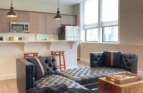 Glens Falls Apartment | Luxury Loft - King Bed - Arts & Entertain District-Visit Saratoga & Lake George