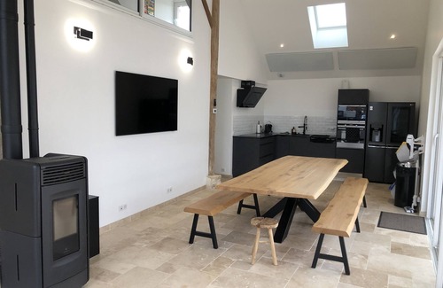Leglantiers House | Luxury loft with heated indoor pool, Jacuzzi and sauna