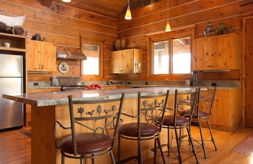 Carbondale Cabin | Luxury magical mountain complex at the heart of the Colorado Rocky Mountains