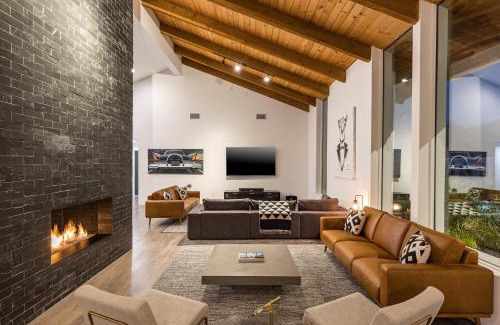 Arcadia House | Luxury Micro-Resort, Theater, Sauna, Heated Pool