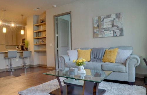 Home Park Apartment | Luxury Midtown Oasis: Rooftop & Pool
