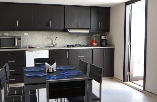 Naciones Unidas Boulevard Apartment | Luxury modern apartment near Quicentro