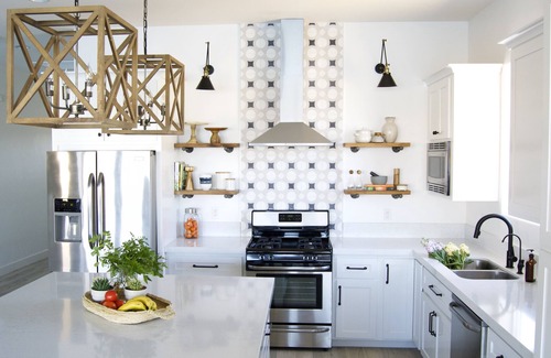 Mohave Valley House | LUXURY MODERN FAMILY HOME +Views +New 4 bd Oasis +Water Front +Fish +Pool Table