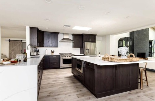Sundown Ranch Estates House | Luxury Modern Scottsdale BnB: Heated Pool+Courts