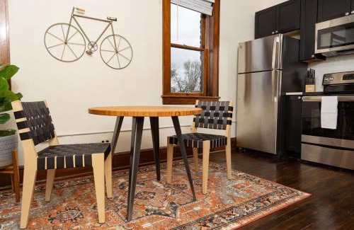 Roanoke Apartment | Luxury Multi-unit Historic Building Near Downtown