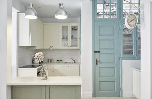Mousio Apartment | Luxury n Chic Athens Museum Apt