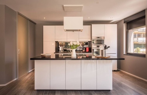 Central Interlaken Apartment | Luxury newly built apartment with wellness, elevator access and mountain views