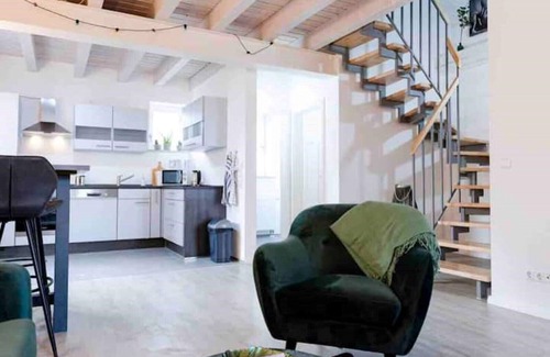 Hanau Apartment | LUXURY | NEAR FRANKFURT | 8 PERSON 24/7 CHECK