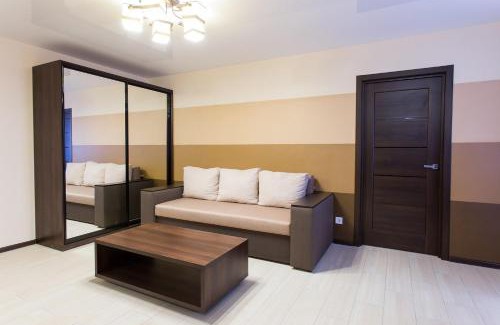 Dzerzhyns'kyi District Apartment | Luxury One bedrooms 23 August
