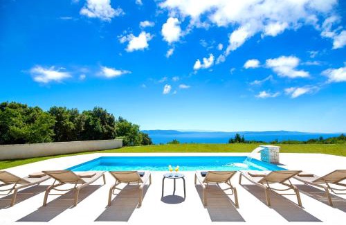 Gondolici House | Luxury Panorama Vila with amazing Seaview in Gondolici 7 km from Rabac