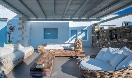 Chrissi Akti Villa | Luxury Paros Villa Superior Villa Private Pool Stunning Interior 7 Bdr Tserdakia