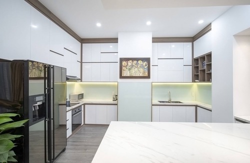Hai Chau Apartment | Luxury Penthouse with Private Rooftop Bar