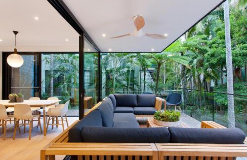 Noosa Heads House | Luxury rainforest retreat, Little Cove