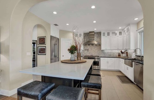 Fredericksburg House | Luxury Ranch W/pool-hot Tub-near Fred!