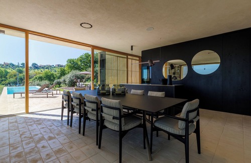 Colle San Valentino Villa | Luxury Retreat - dream pool