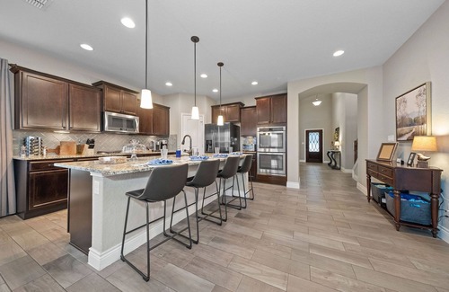 Boerne House | Luxury Retreat - Hot Tub, Game Room, Arcade, Pet-Friendly, Minutes to Fiesta TX