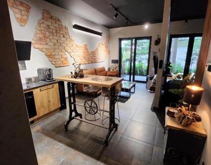 City Centre Apartment | Luxury River Side apartament, Pool, Gym & Sauna