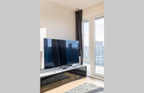 Woolwich Riverside Apartment | Luxury river side penthouse