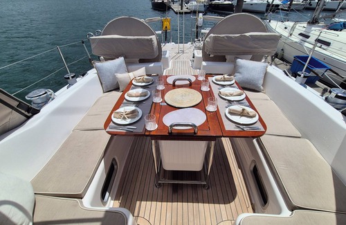 Newport Boat Rental | Luxury Romantic Getaway onboard the Sailing Yacht of your Dreams.