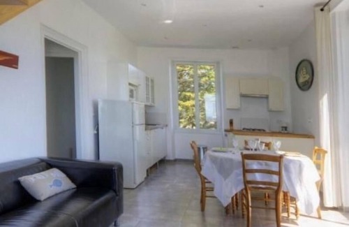 Tharon-Plage Cottage | Luxury Seaside Gîte with Balcony, Parking, and Baby Equipment