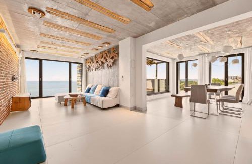Kazanlak Apartment | Luxury Sea-View Apartment Light,Free parcinkg,Aircon and Balcony